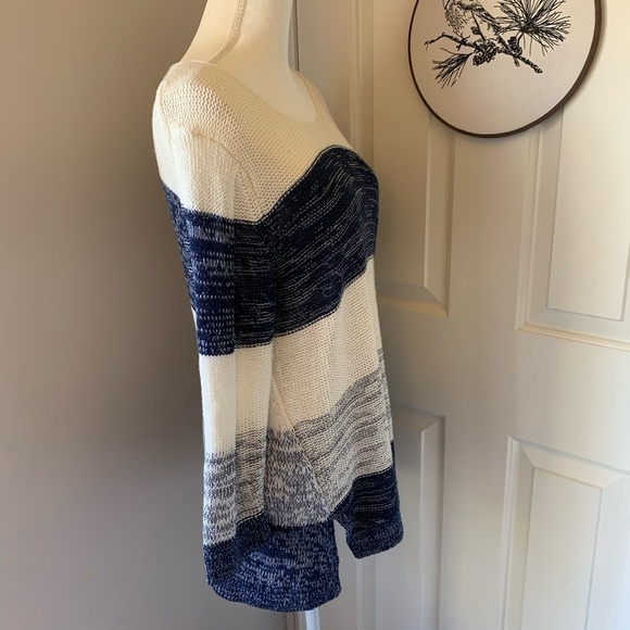 GAP navy/white color block stripe knit sweater - Picture 3 of 7